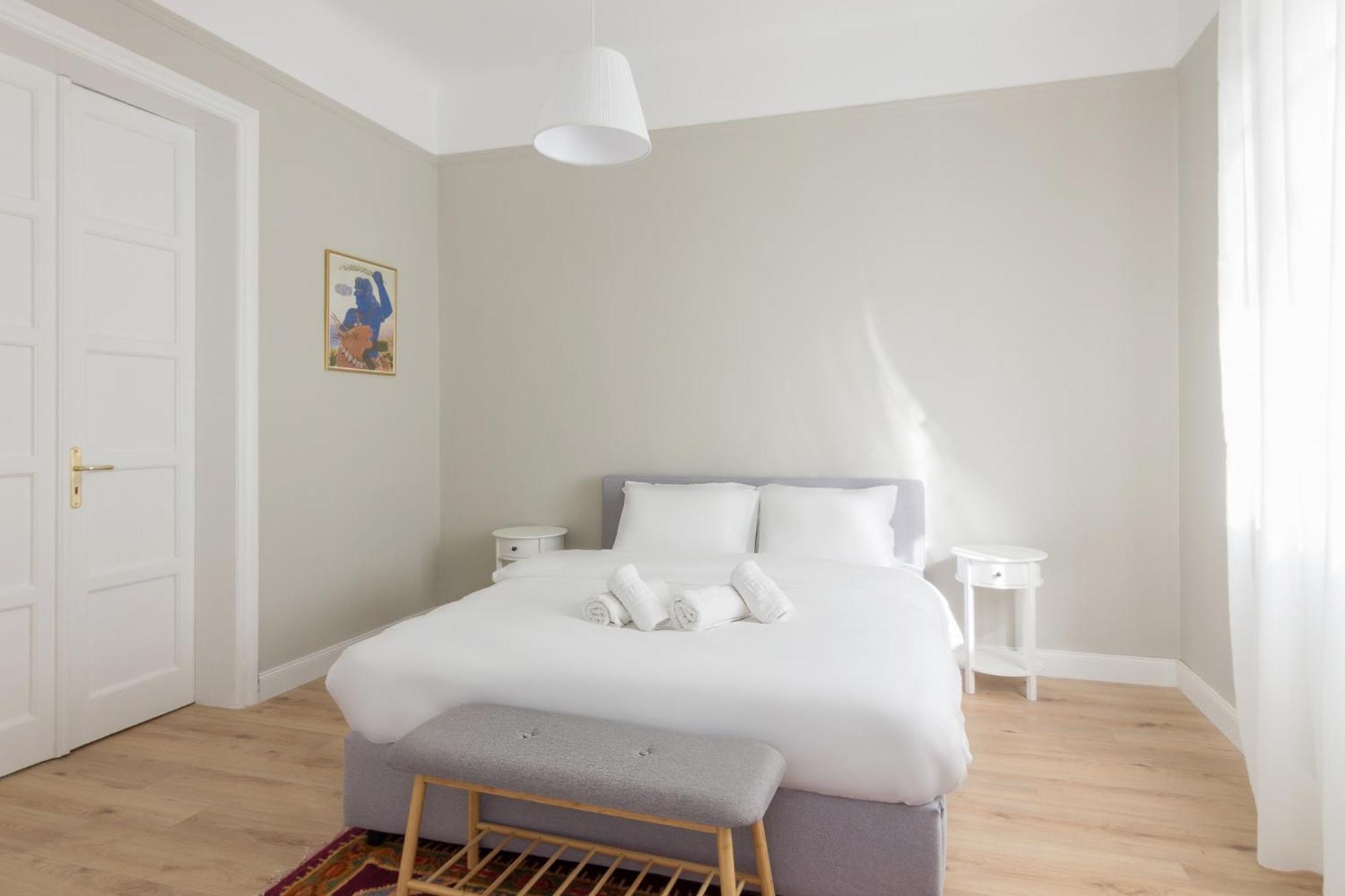 Great House W/ Private Parking Apartment Атина Екстериор снимка