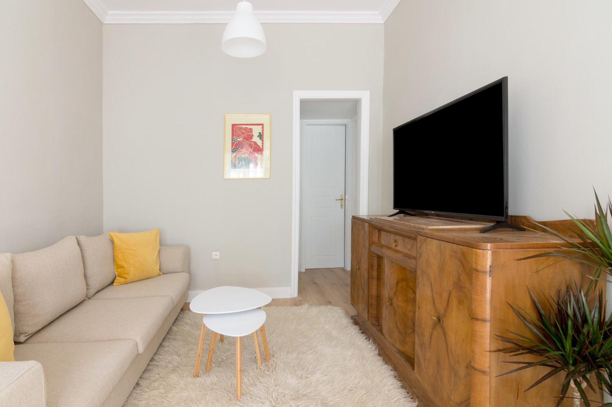 Great House W/ Private Parking Apartment Атина Екстериор снимка