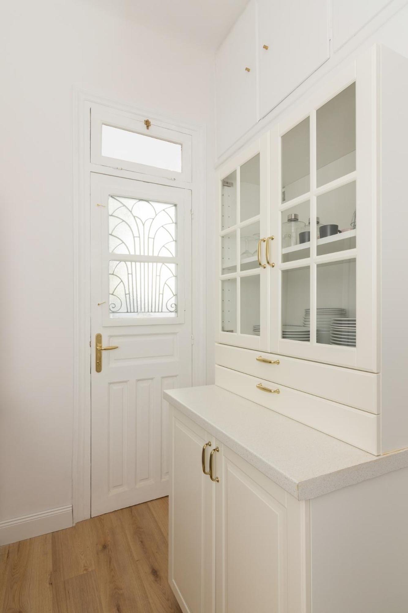 Great House W/ Private Parking Apartment Атина Екстериор снимка